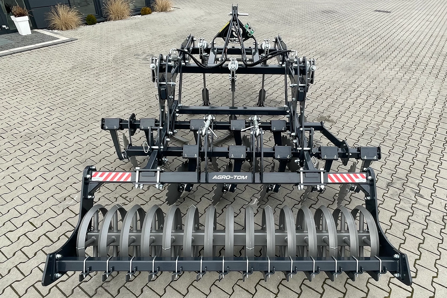 Groß Stoppelgrubber T XL 2,1 - 4m agro maschine